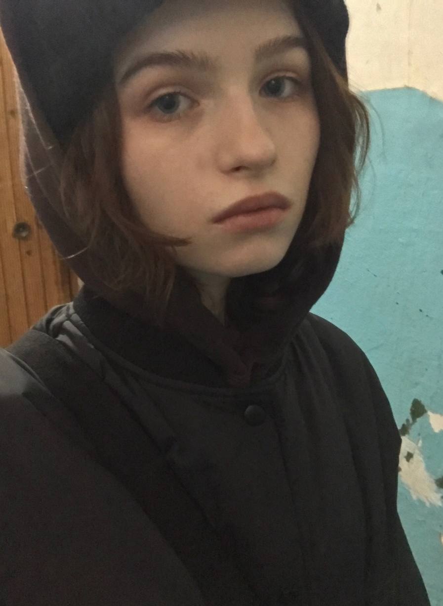897x1225